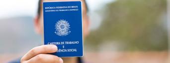 o total de beneficiários de planos de saúde médico-hospitalares teve a primeira alta na comparação anual desde 2014